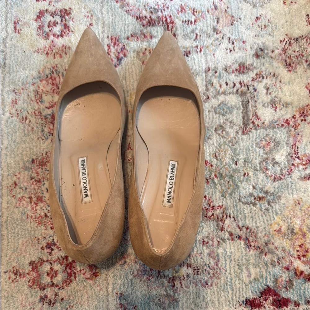 Manolo Blahnik Beige Pointed Heels